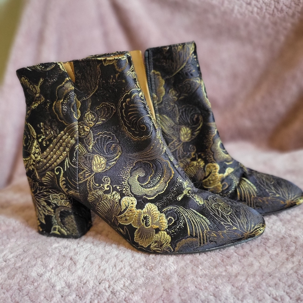 Elegant Black and Gold Women's Ankle Boots